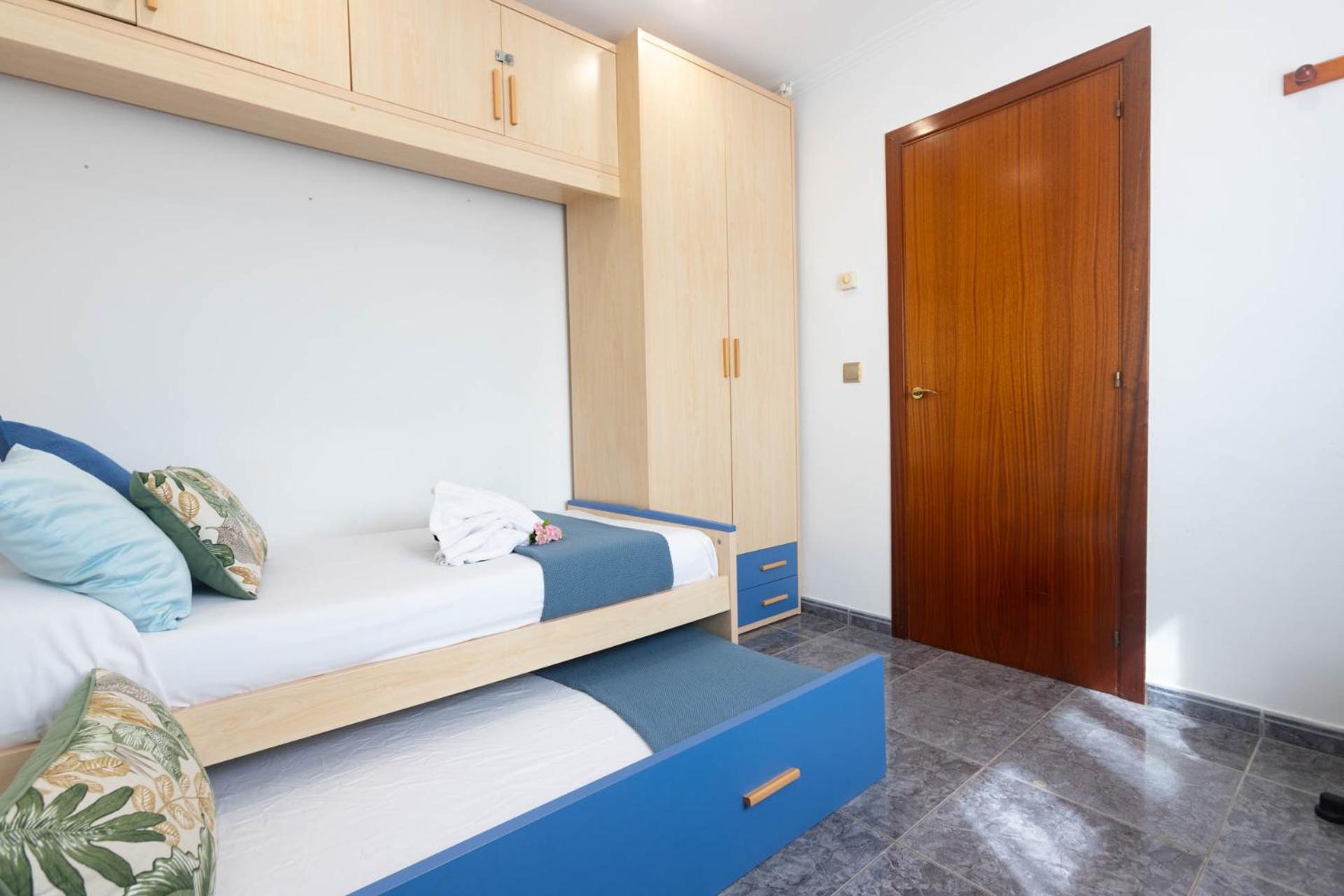 Rnet - Collsacabra Con Piscina Privada * Roses