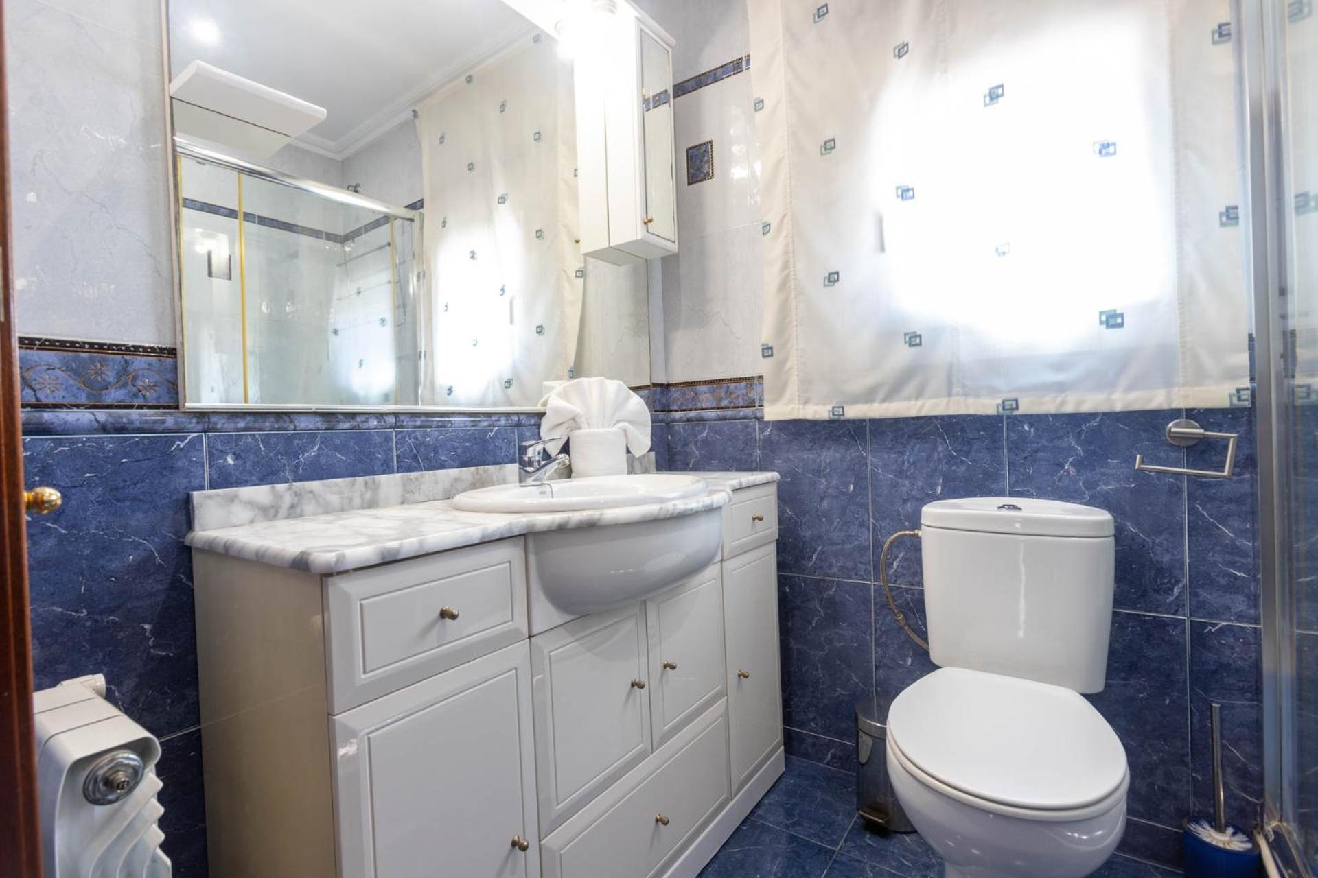 Rnet - Collsacabra Con Piscina Privada *