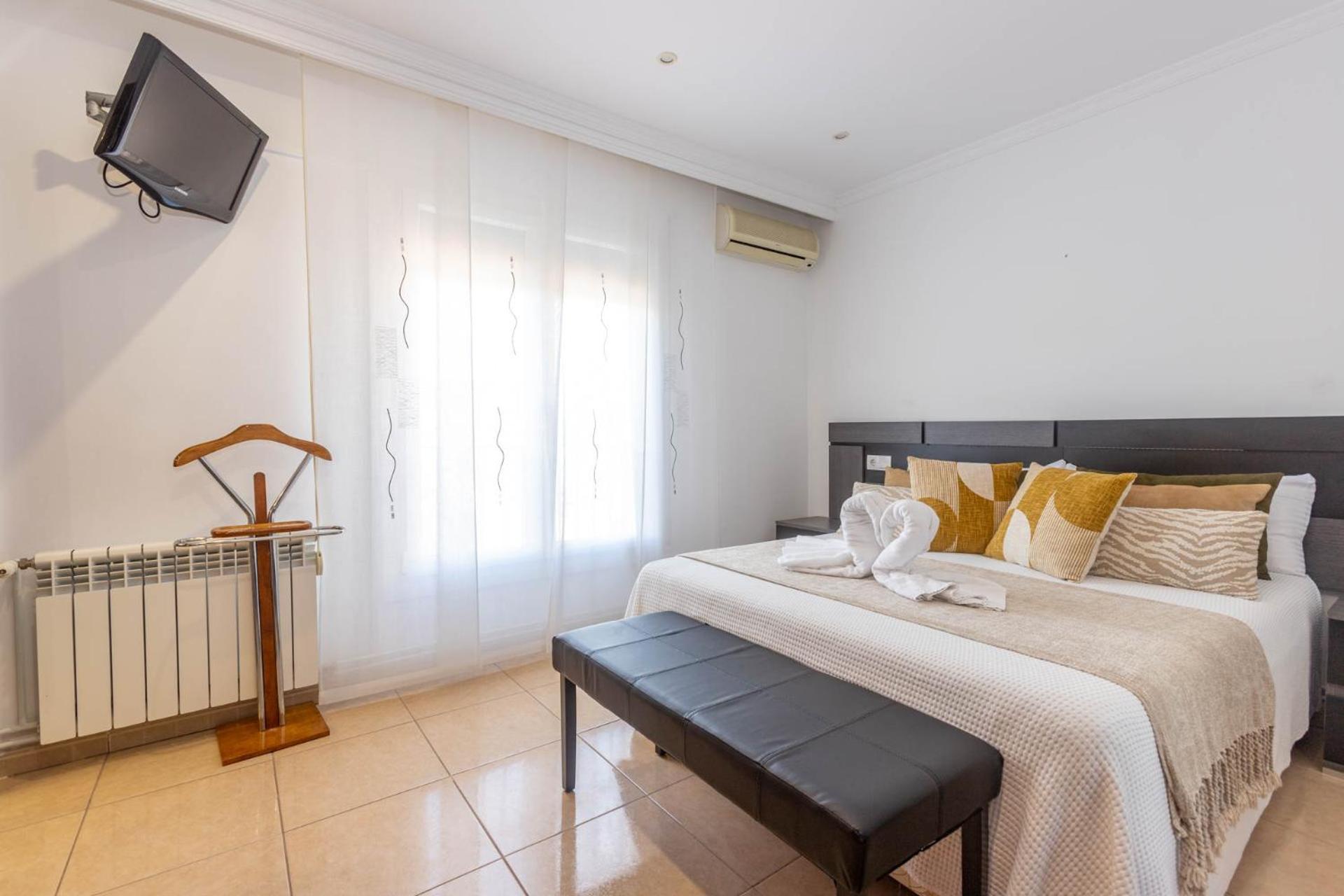 Rnet - Collsacabra Con Piscina Privada Villa