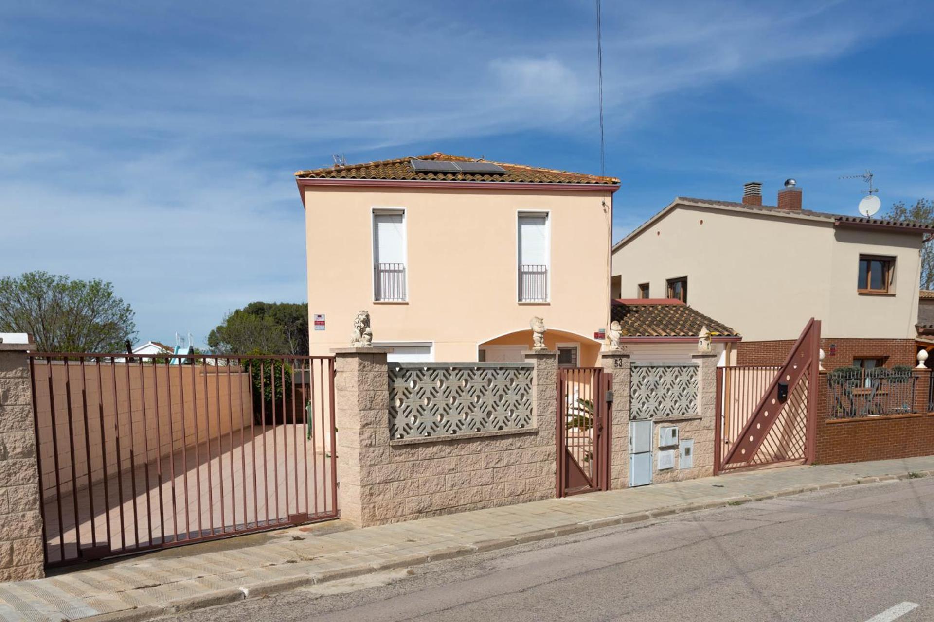 Rnet - Collsacabra Con Piscina Privada * Roses